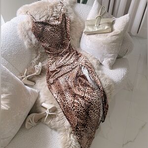 Forever 21 Leopard Print Maxi Dress